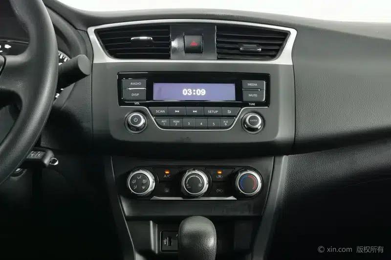 Nissan Sylphy 2022 Classic 1.6 XE CVT Comfort Edition — миниатюра 13
