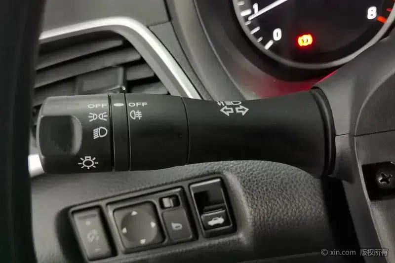 Nissan Sylphy 2022 Classic 1.6 XE CVT Comfort Edition — миниатюра 16