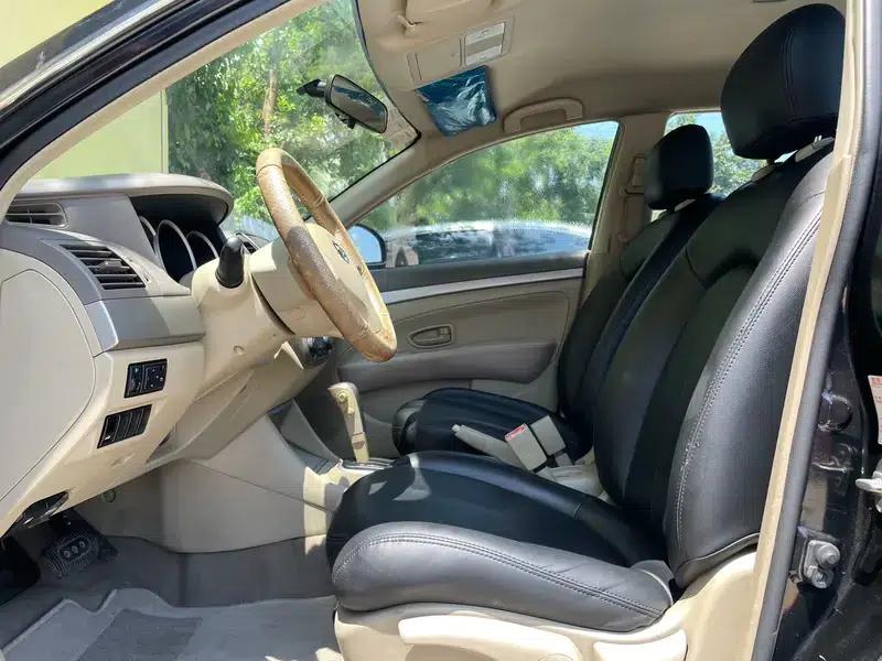 Nissan Sylphy 2012 Classic 1.6XE Automatic Comfort Edition — миниатюра 8