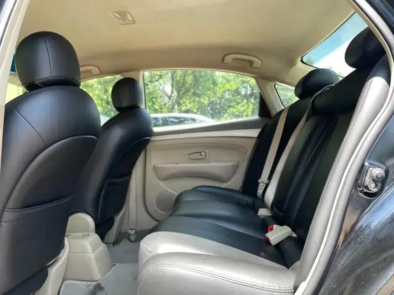 Nissan Sylphy 2012 Classic 1.6XE Automatic Comfort Edition — миниатюра 9