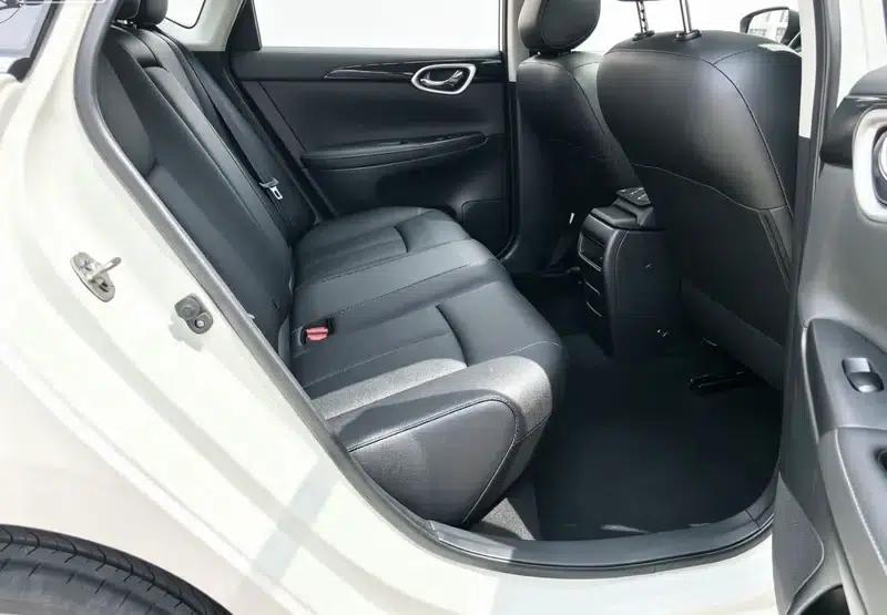 Nissan Sylphy 2021 Classic 1.6 XL Manual Deluxe Edition — миниатюра 19