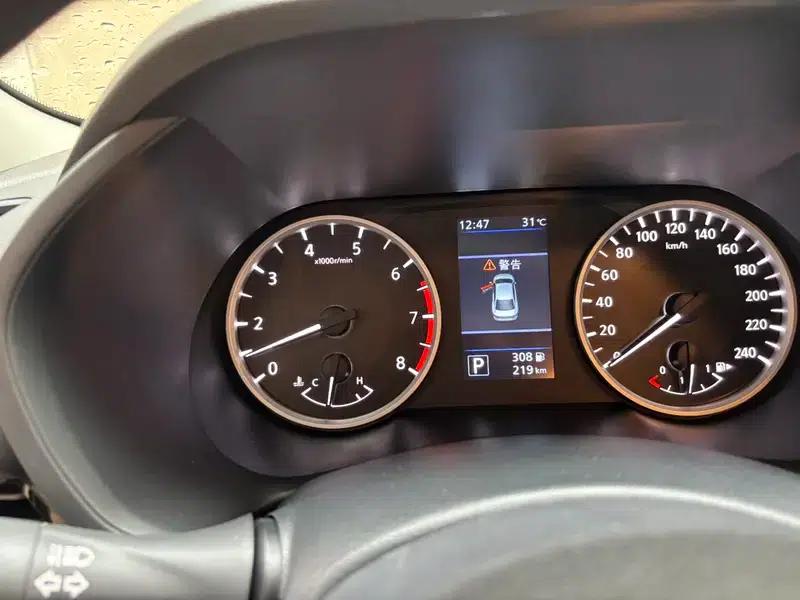 Nissan Sylphy 2026 1.6L CVT Comfort Edition — миниатюра 7