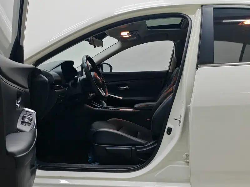Nissan Sylphy 2021 1.6L XL CVT Enjoy Edition — миниатюра 17