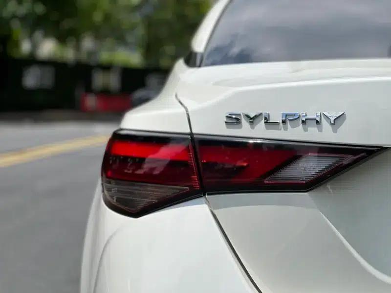 Nissan Sylphy 2022 1.6L XL CVT Enjoy Edition — миниатюра 10