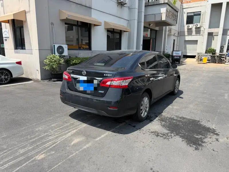 Nissan Sylphy 2014 1.6XV CVT Premium Edition — миниатюра 6