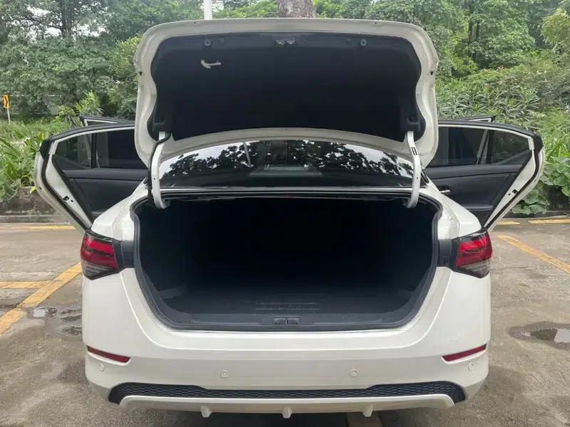 Nissan Sylphy 2023 1.6L CVT Enjoy Edition — миниатюра 22