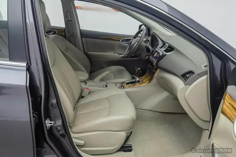 Nissan Sylphy 2012 1.6XL CVT Luxury Edition — миниатюра 11