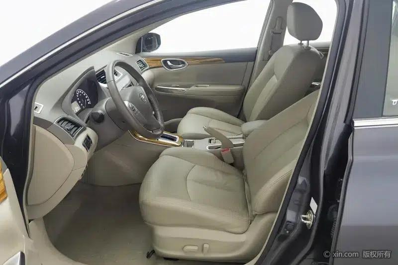 Nissan Sylphy 2012 1.6XL CVT Luxury Edition — миниатюра 18