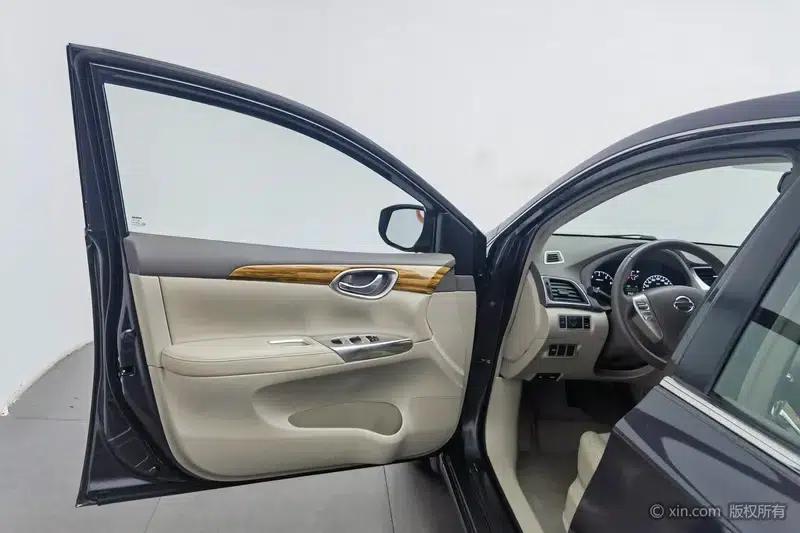Nissan Sylphy 2012 1.6XL CVT Luxury Edition — миниатюра 22