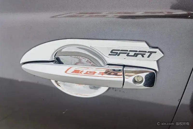 Nissan Sylphy 2012 1.6XL CVT Luxury Edition — миниатюра 9