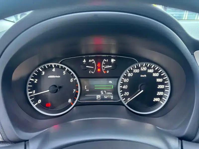 Nissan Sylphy 2022 Classic 1.6 XL CVT Luxury Edition — миниатюра 11