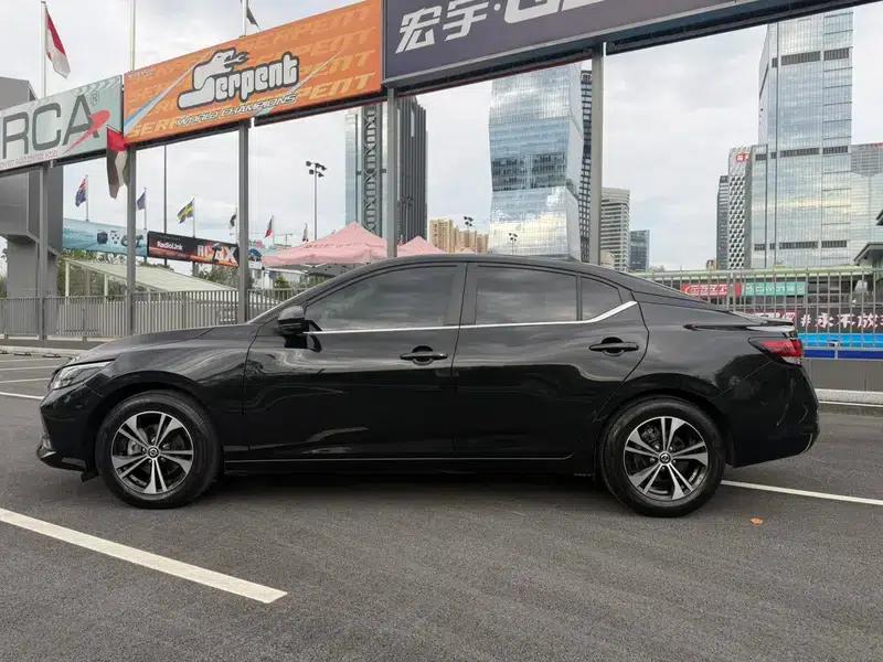 Nissan Sylphy 2022 1.6L XL CVT Enjoy Edition — миниатюра 4