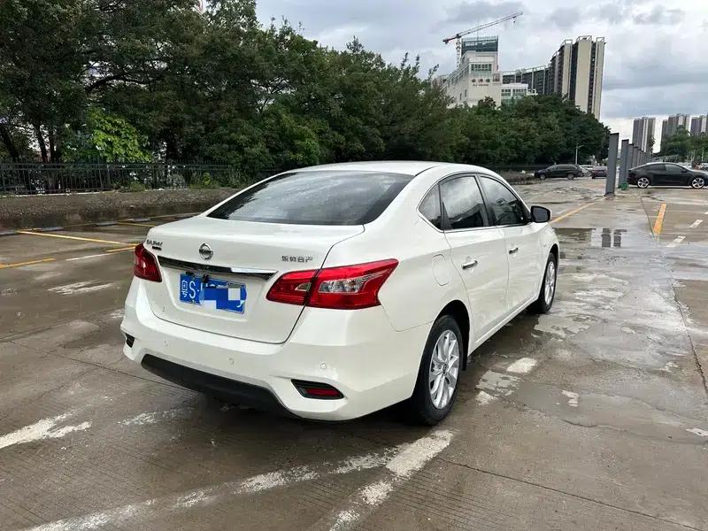 Nissan Sylphy 2022 Classic 1.6 XE CVT Comfort Edition — миниатюра 6