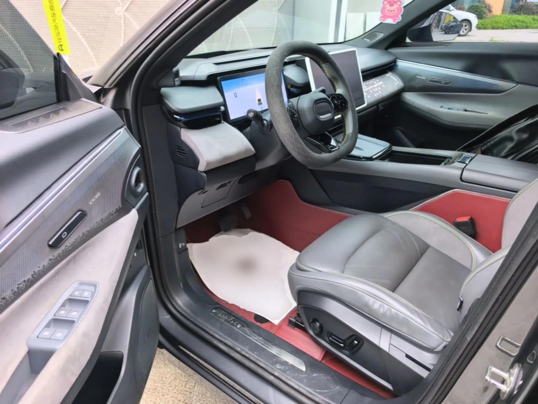 Lynk & Co 08 EM-P 2023 220km All-Wheel-Drive Performance Halo — миниатюра 18