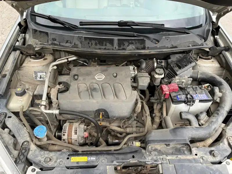 Nissan Qashqai 2011 2.0XL Fire 6MT 2WD — миниатюра 6