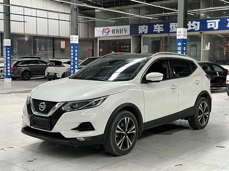 Nissan Qashqai 2019 2.0L CVT Luxury Edition — миниатюра 1