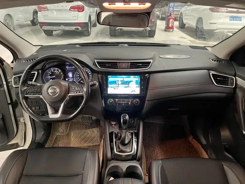 Nissan Qashqai 2019 2.0L CVT Luxury Edition — миниатюра 12