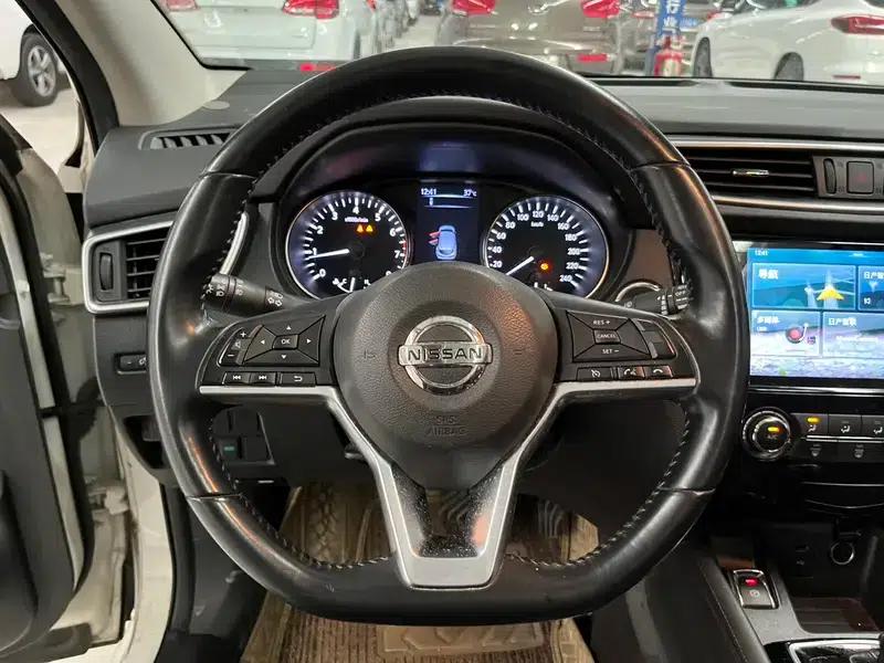 Nissan Qashqai 2019 2.0L CVT Luxury Edition — миниатюра 14