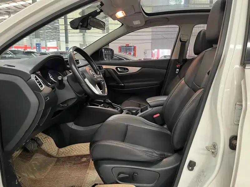 Nissan Qashqai 2019 2.0L CVT Luxury Edition — миниатюра 15