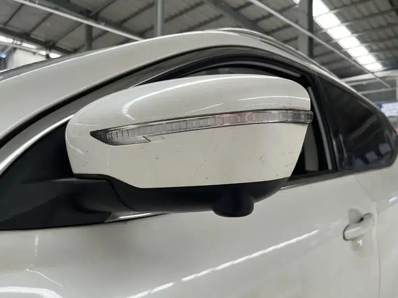 Nissan Qashqai 2019 2.0L CVT Luxury Edition — миниатюра 9