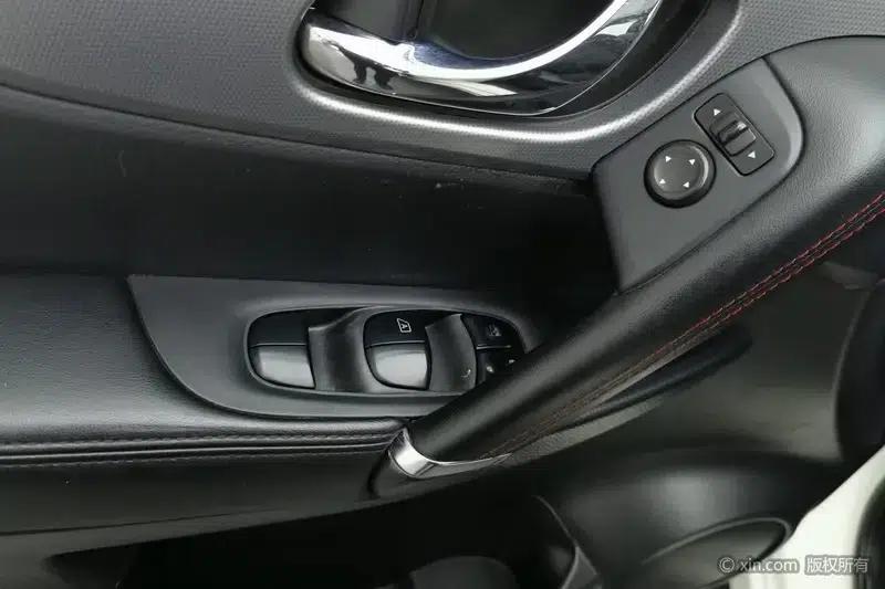 Nissan Qashqai 2021 2.0L XV Prem Luxury Edition — миниатюра 23
