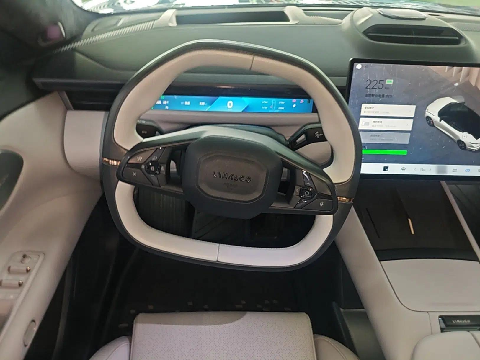 Lynk & Co Z10 2025 95 kWh 702 km All-Wheel Drive Intelligent Driving Ultra — миниатюра 13