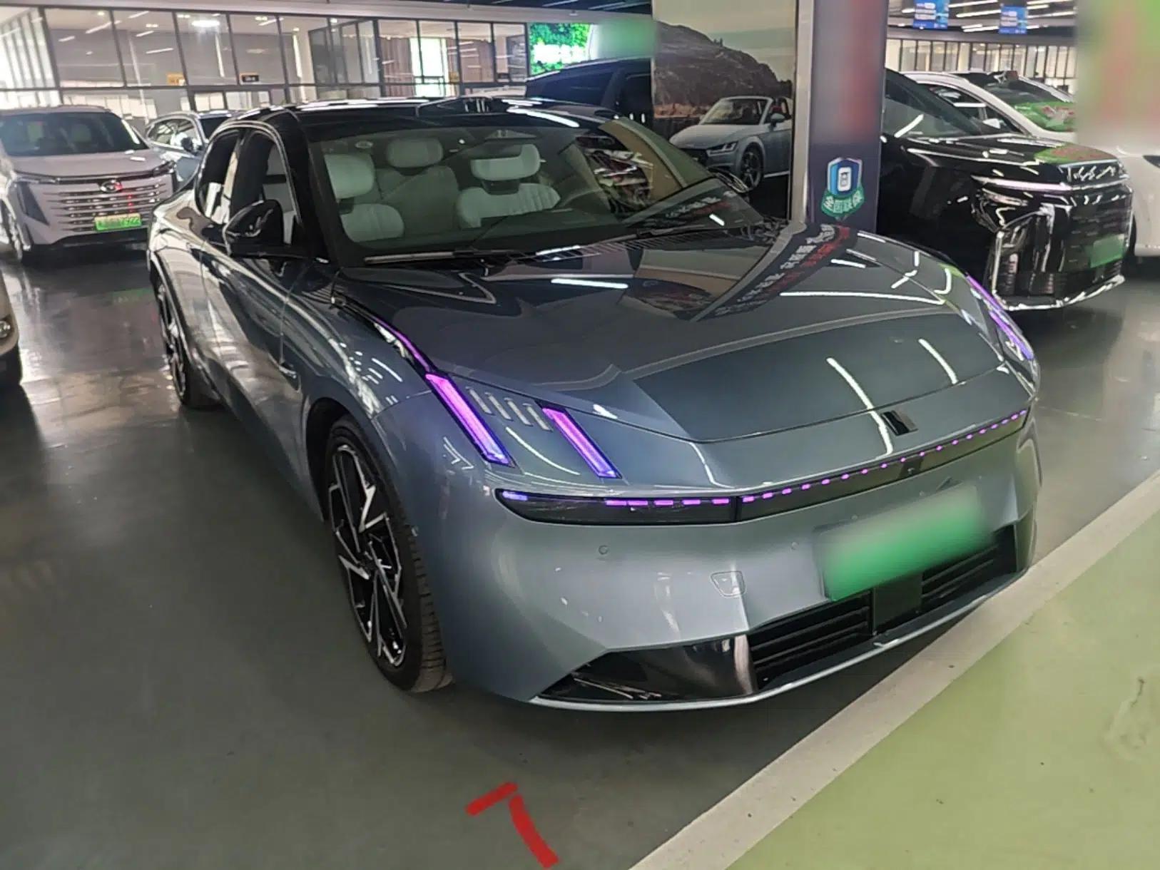 Lynk & Co Z10 2025 95 kWh 702 km All-Wheel Drive Intelligent Driving Ultra — миниатюра 3