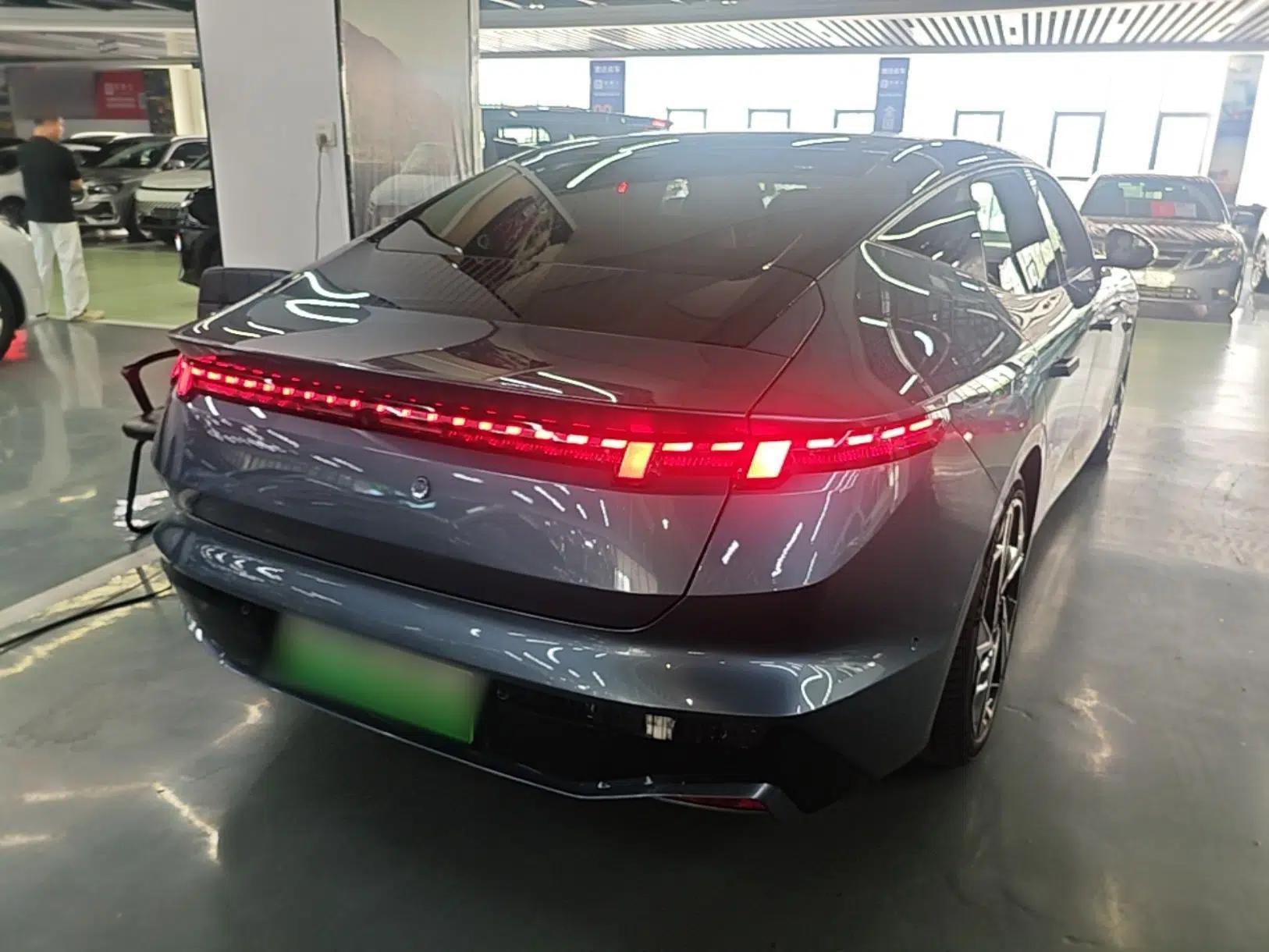 Lynk & Co Z10 2025 95 kWh 702 km All-Wheel Drive Intelligent Driving Ultra — миниатюра 6
