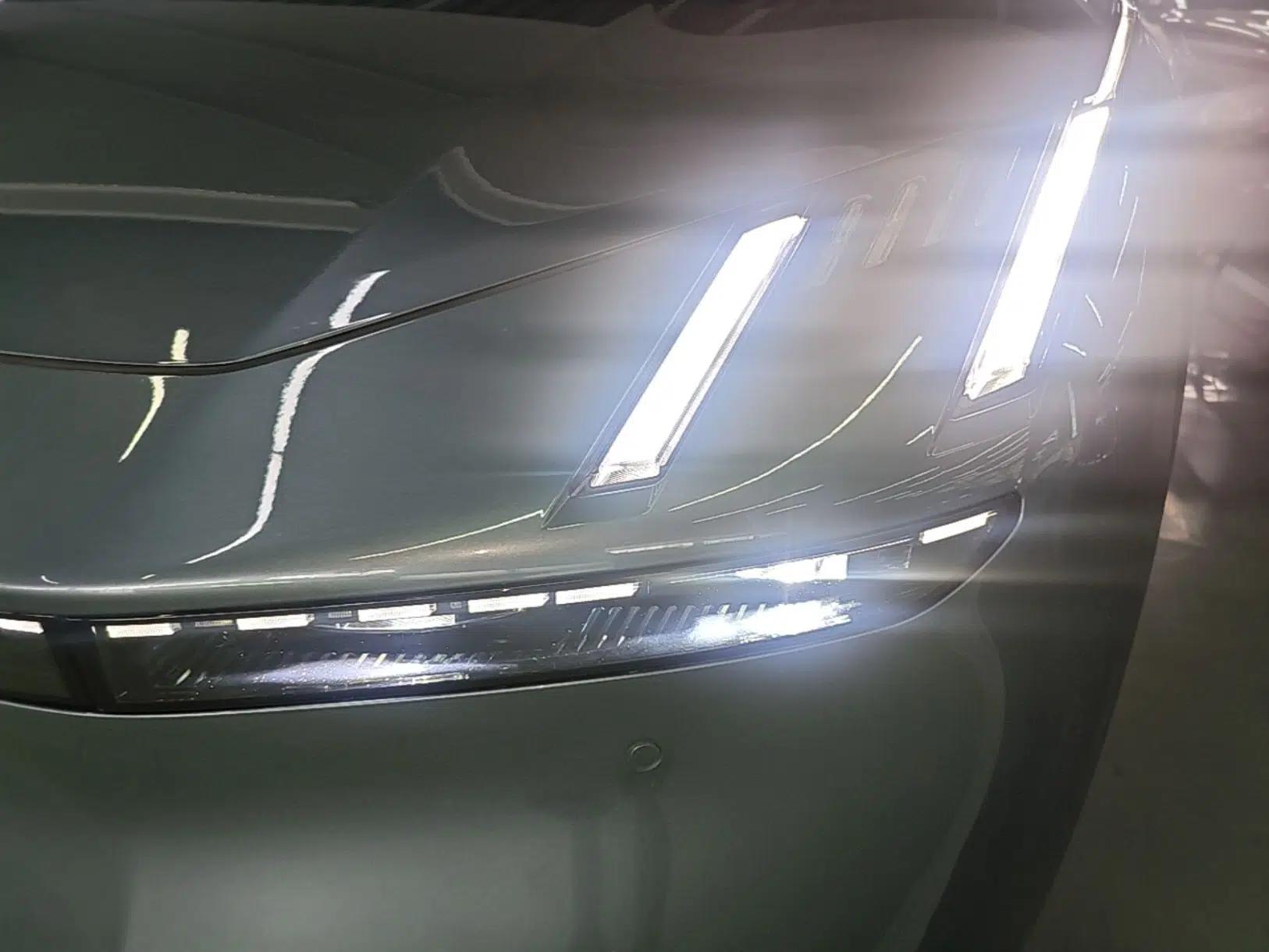 Lynk & Co Z10 2025 95 kWh 702 km All-Wheel Drive Intelligent Driving Ultra — миниатюра 8
