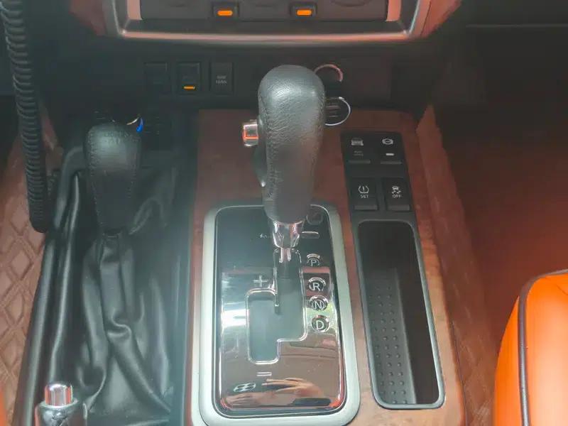 Nissan Patrol Y61 2014 Model 4.8L Automatic 4WD 7-Seater Parallel Import — миниатюра 15
