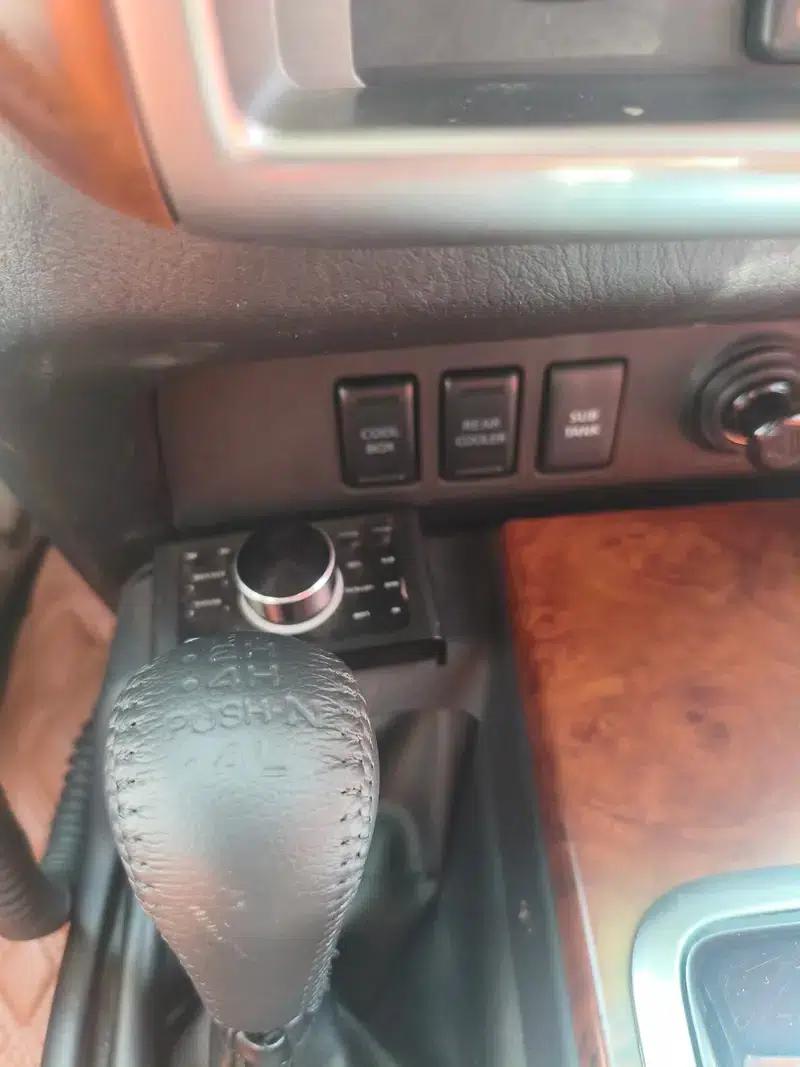 Nissan Patrol Y61 2014 Model 4.8L Automatic 4WD 7-Seater Parallel Import — миниатюра 17