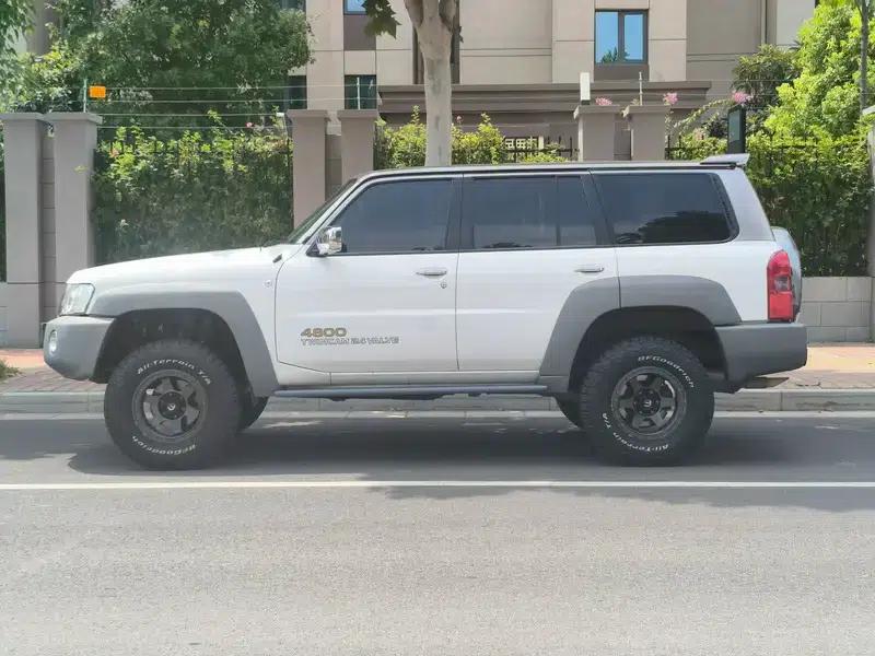 Nissan Patrol Y61 2014 Model 4.8L Automatic 4WD 7-Seater Parallel Import — миниатюра 3
