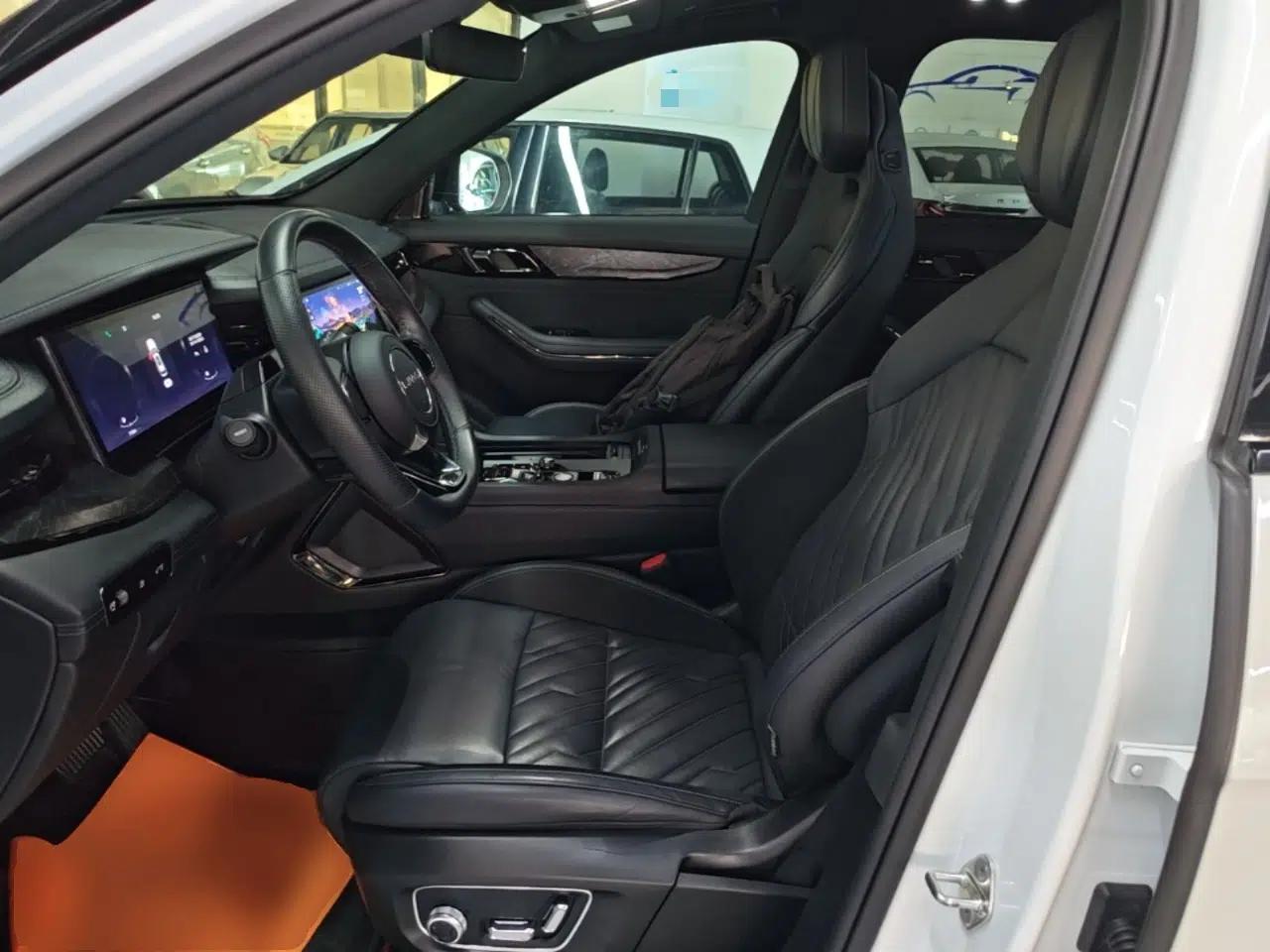 Lynk & Co 09 EM-P 2021 2.0T PHEV Halo Six-Seater — миниатюра 17