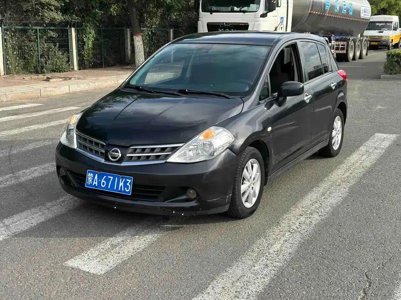 2008 Tiida 1.6L Manual Fashion Edition — миниатюра 1