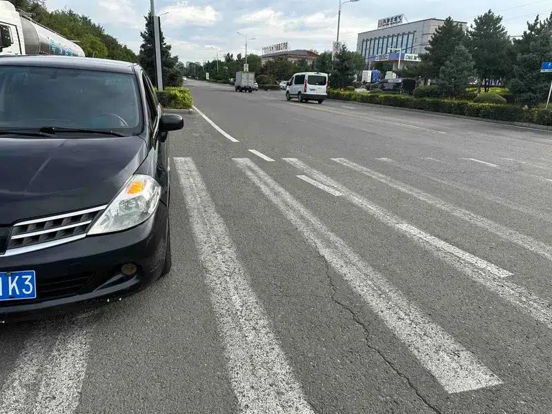 2008 Tiida 1.6L Manual Fashion Edition — миниатюра 11