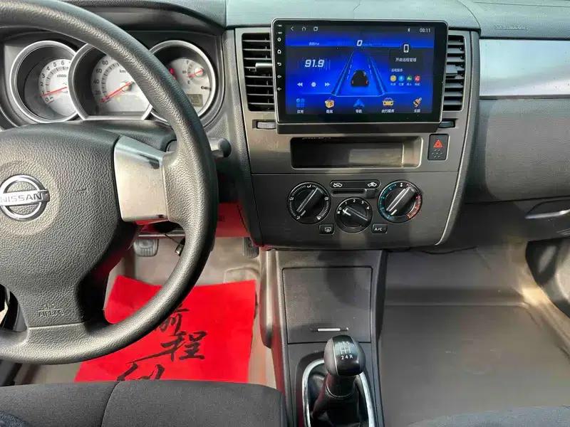 2008 Tiida 1.6L Manual Fashion Edition — миниатюра 12