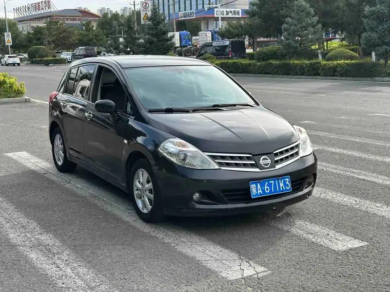 2008 Tiida 1.6L Manual Fashion Edition — миниатюра 3