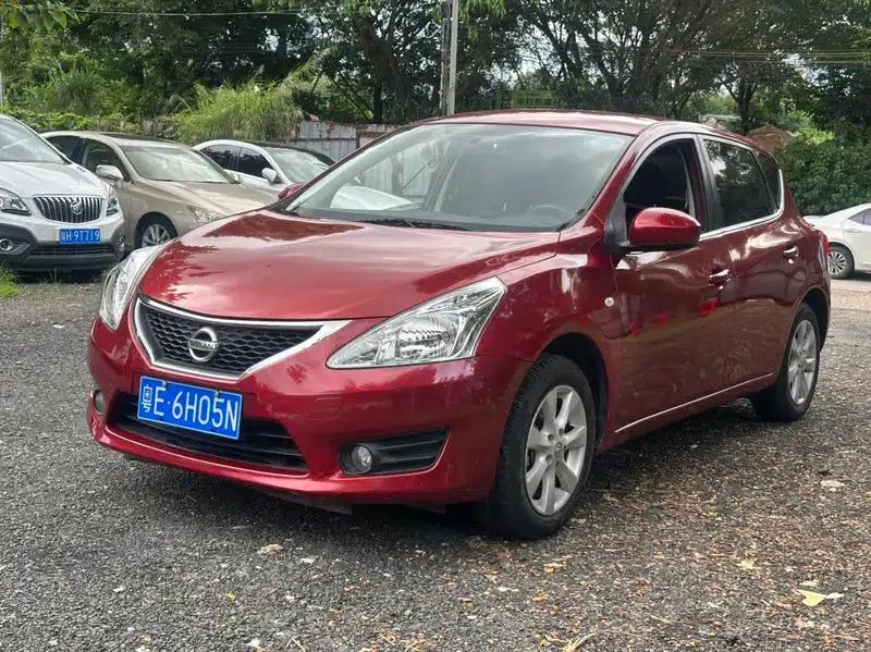 2013 Tiida 1.6L CVT Cool Edition — миниатюра 1