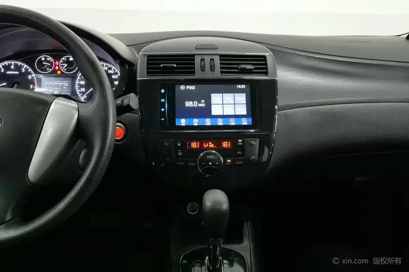 2014 Tiida 1.6L CVT Smart — миниатюра 11