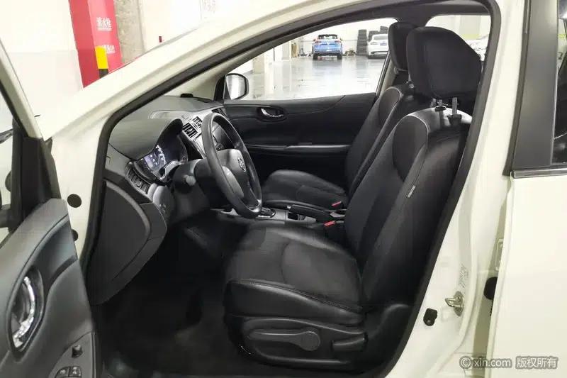 2014 Tiida 1.6L CVT Smart — миниатюра 17