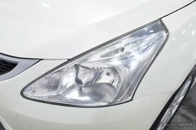 2014 Tiida 1.6L CVT Smart — миниатюра 8