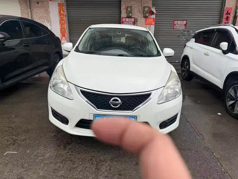 2014 Tiida 1.6L CVT Comfort Model — миниатюра 2