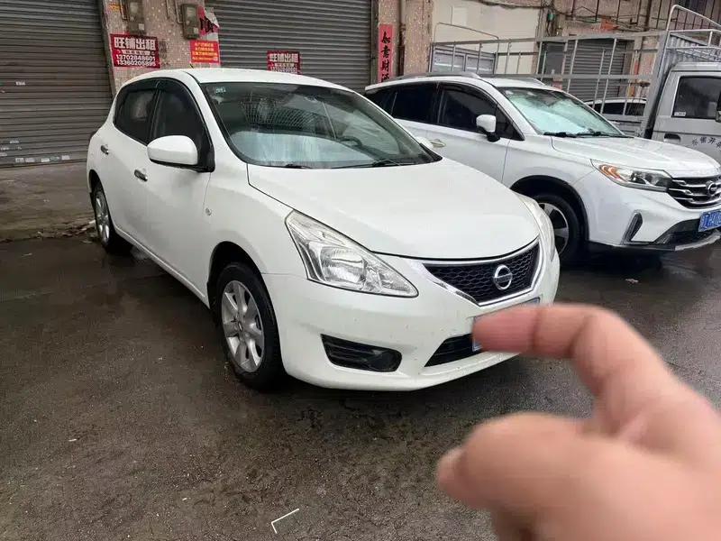 2014 Tiida 1.6L CVT Comfort Model — миниатюра 3