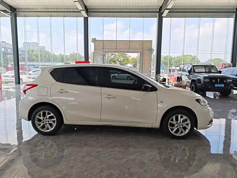2021 Tiida 1.6L CVT Sport Edition — миниатюра 8