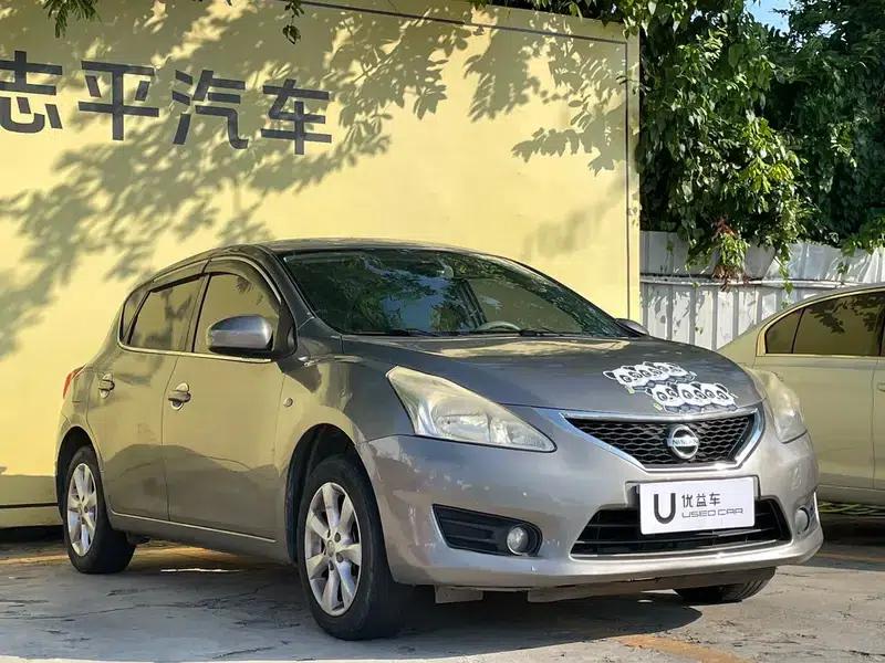 2011 Tiida 1.6L CVT Comfort Model — миниатюра 3