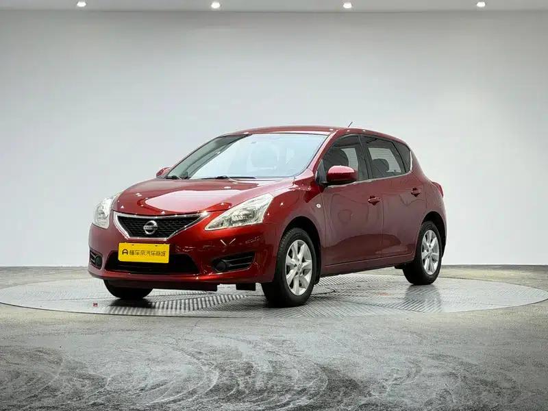 2014 Tiida 1.6L CVT Comfort Model — миниатюра 1