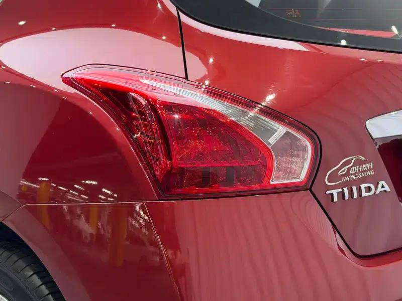 2014 Tiida 1.6L CVT Comfort Model — миниатюра 13