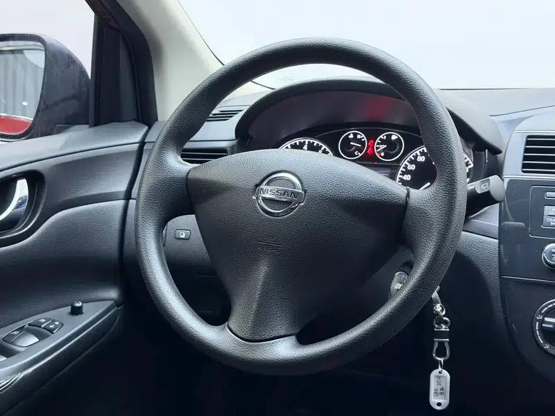 2014 Tiida 1.6L CVT Comfort Model — миниатюра 16