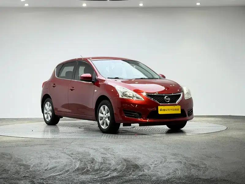 2014 Tiida 1.6L CVT Comfort Model — миниатюра 3