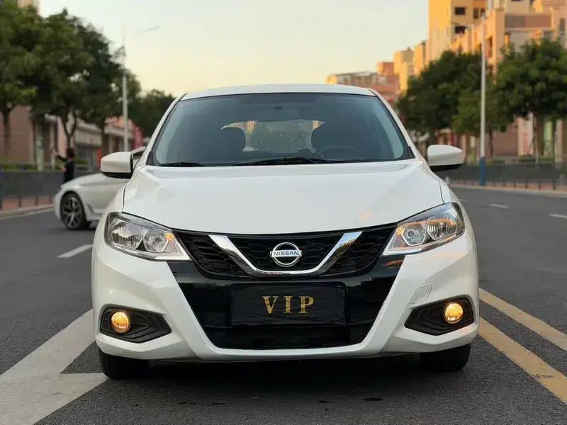 2016 Tiida 1.6L CVT Sport Edition — миниатюра 2